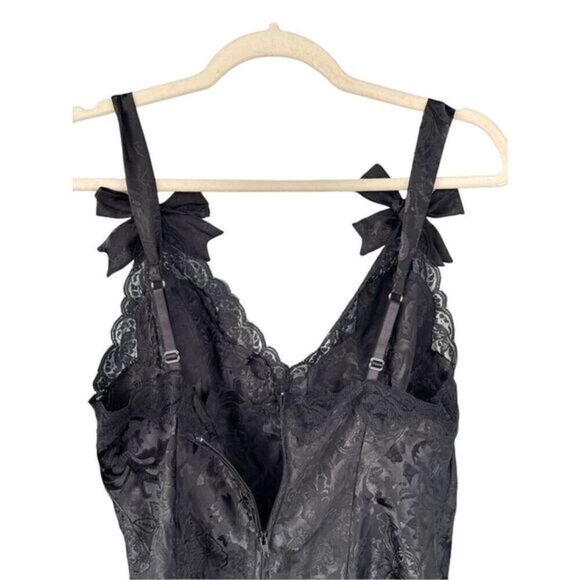 T1 VTG‎ Victoria's Secret Floral Teddy Bodysuit Black Gold Label - Picture 3 of 7